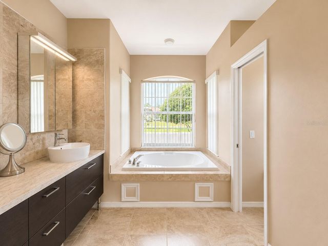 22409 76TH AVENUE E, Bradenton, FL 34211