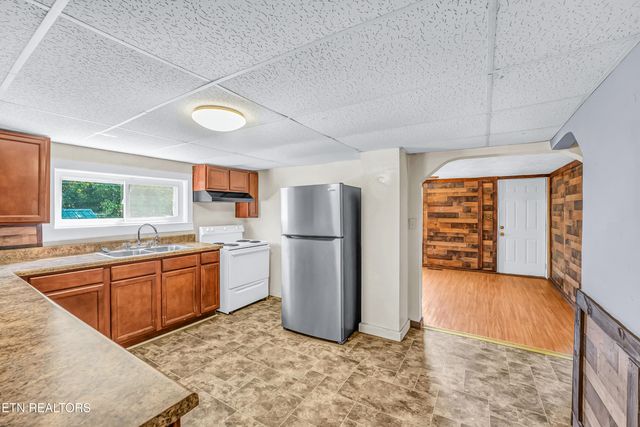 1013 E Drive, Knoxville, TN 37920