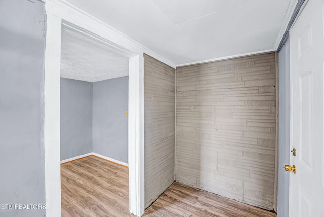 1013 E Drive, Knoxville, TN 37920