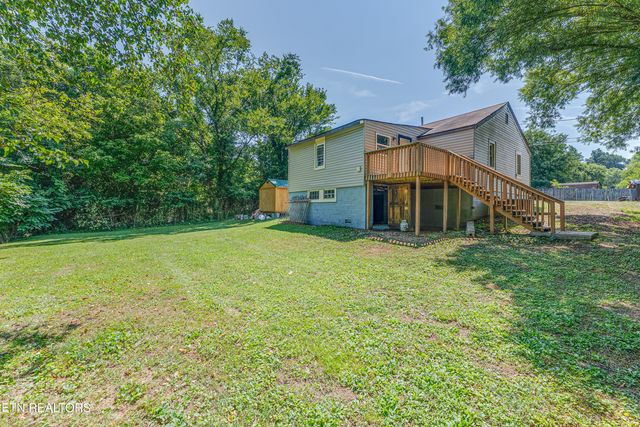1013 E Drive, Knoxville, TN 37920