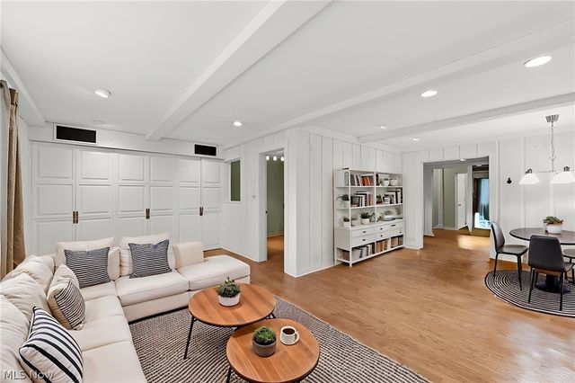 20100 Fairmount Boulevard 102, Shaker Heights, OH 44118