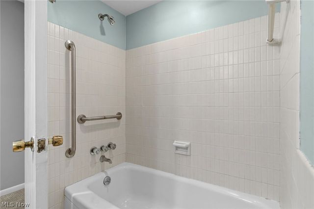 20100 Fairmount Boulevard 102, Shaker Heights, OH 44118