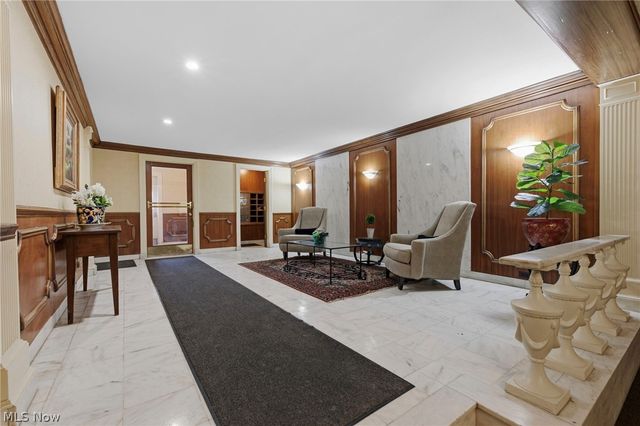 20100 Fairmount Boulevard 102, Shaker Heights, OH 44118