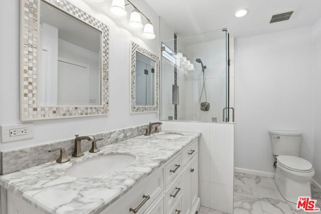 8901 Eton Avenue 61, Canoga Park (los Angeles), CA 91304