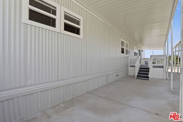 8901 Eton Avenue 61, Canoga Park (los Angeles), CA 91304