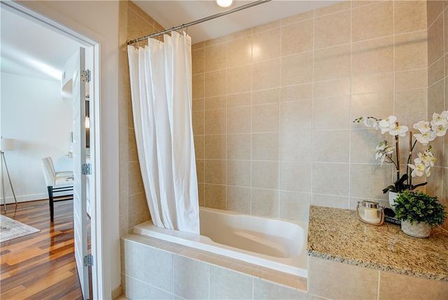 1080 Peachtree NE Street 1813, Atlanta, GA 30309