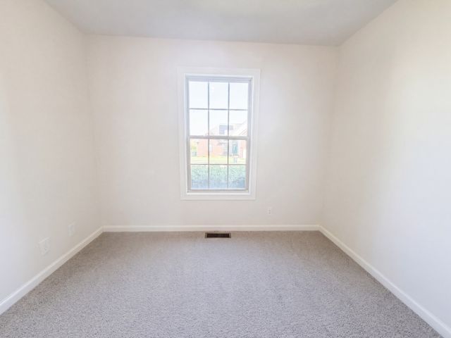 3475 Melrose Dr, Clarksville, TN 37042