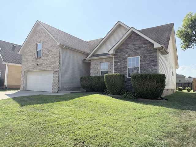 3475 Melrose Dr, Clarksville, TN 37042
