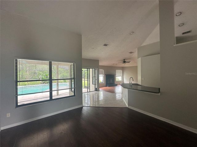 929 ROSINIA COURT, Orlando, FL 32828