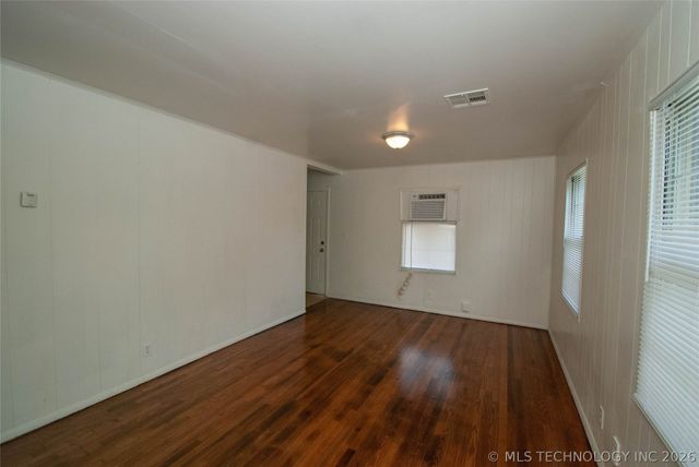 216 S 69th Avenue, Tulsa, OK 74112