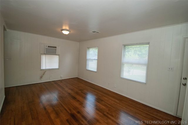 216 S 69th Avenue, Tulsa, OK 74112