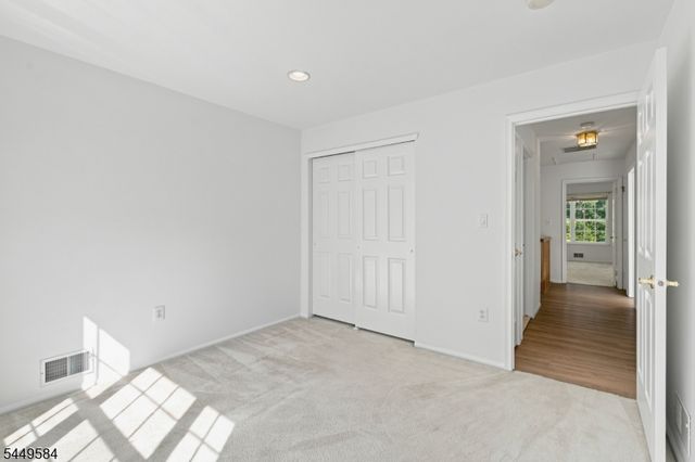 47 Lambiance Ct, Highland Park Boro, NJ 08904