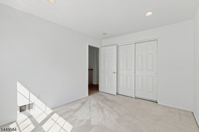 47 Lambiance Ct, Highland Park Boro, NJ 08904