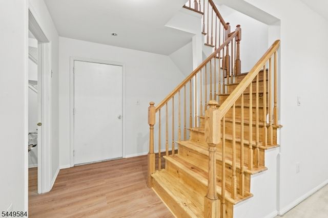 47 Lambiance Ct, Highland Park Boro, NJ 08904