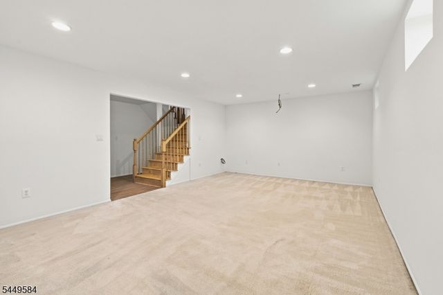 47 Lambiance Ct, Highland Park Boro, NJ 08904