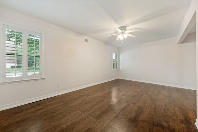 4820 Amesbury Drive E130, Dallas, TX 75206