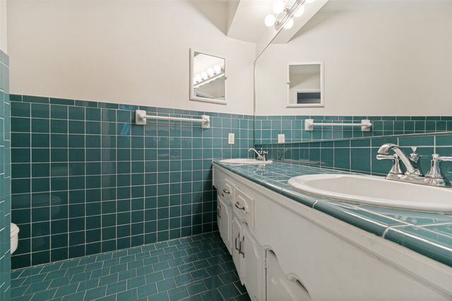 4820 Amesbury Drive E130, Dallas, TX 75206