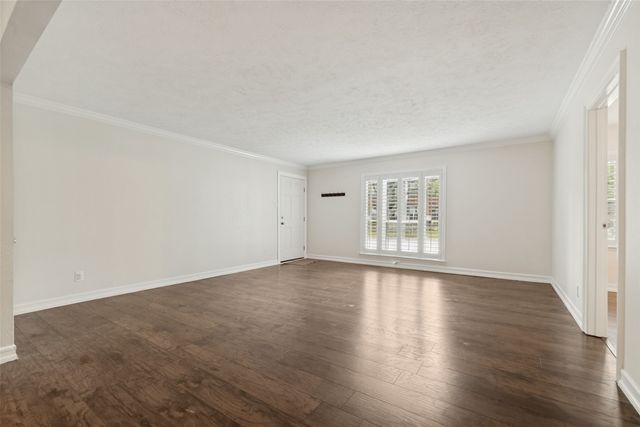 4820 Amesbury Drive E130, Dallas, TX 75206