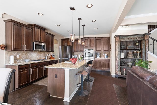 12 Hanlon Drive, Woodruff, SC 29388