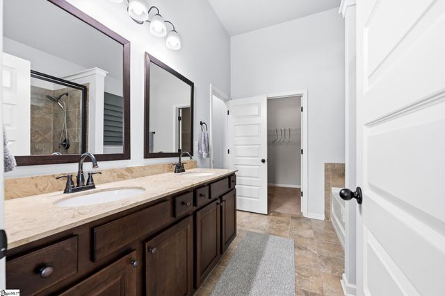 12 Hanlon Drive, Woodruff, SC 29388