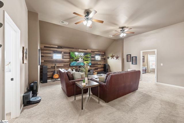 12 Hanlon Drive, Woodruff, SC 29388