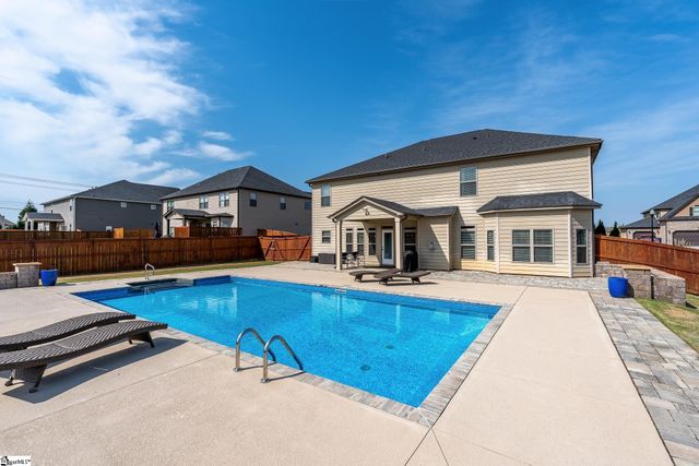 12 Hanlon Drive, Woodruff, SC 29388