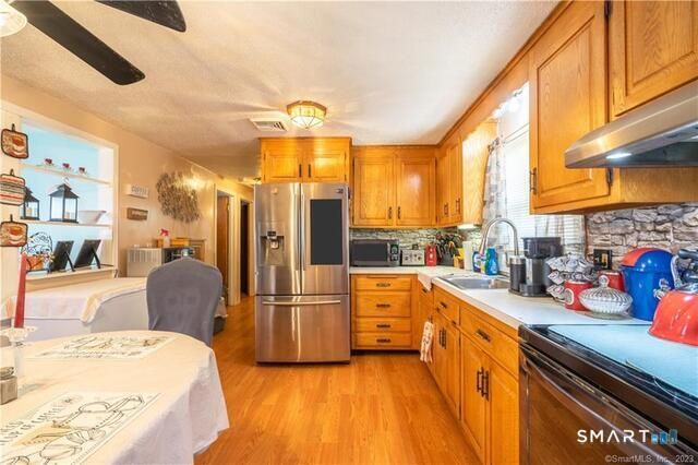 287 Laurel Street, East Haven, CT 06512