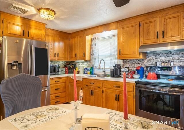 287 Laurel Street, East Haven, CT 06512