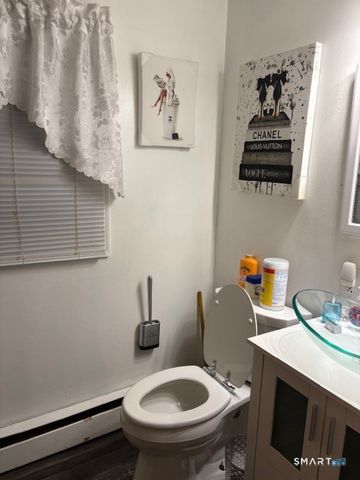 287 Laurel Street, East Haven, CT 06512