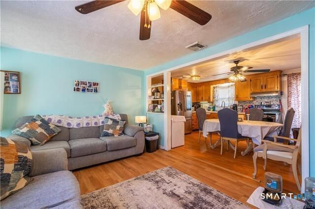 287 Laurel Street, East Haven, CT 06512