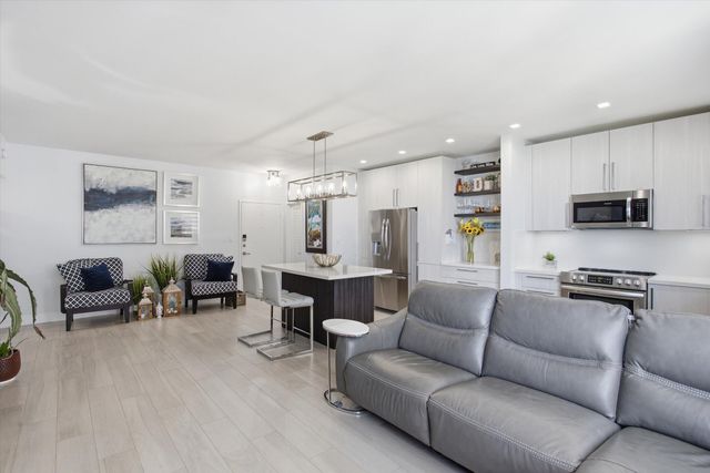 4747 Collins Avenue 1109, Miami Beach, FL 33140