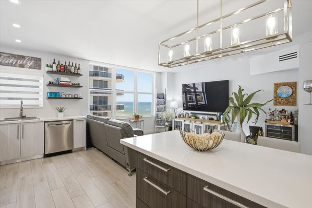 4747 Collins Avenue 1109, Miami Beach, FL 33140
