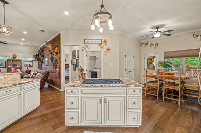 606 Hillside Circle, Little Elm, TX 75068