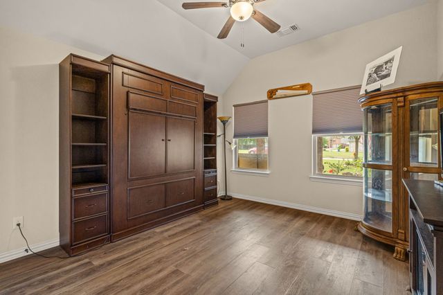 606 Hillside Circle, Little Elm, TX 75068