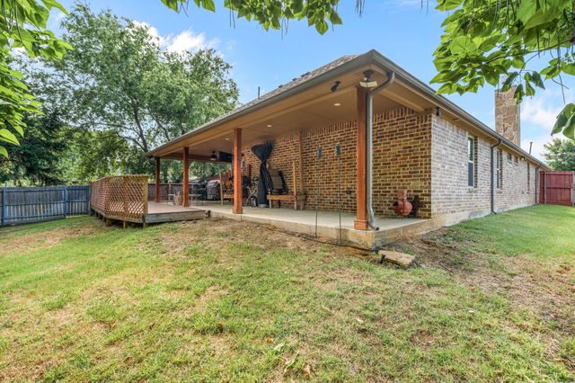 606 Hillside Circle, Little Elm, TX 75068