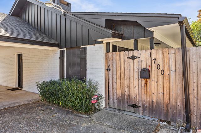 1700 Laurel Lake Drive, Waco, TX 76710