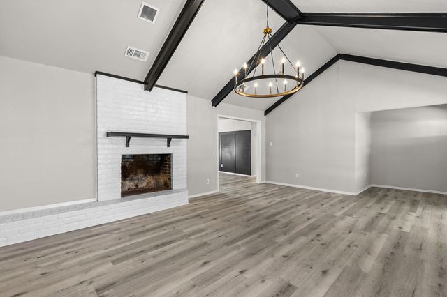 1700 Laurel Lake Drive, Waco, TX 76710