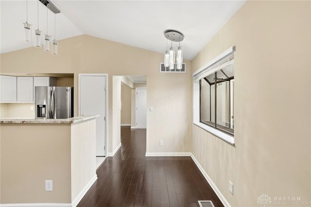 1462 Carriage Trace Boulevard, Centerville, OH 45459