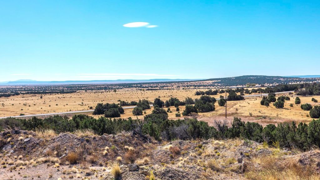 Image 44 of property listing at 50 Manzano Morning Drive, Estancia, NM 87016