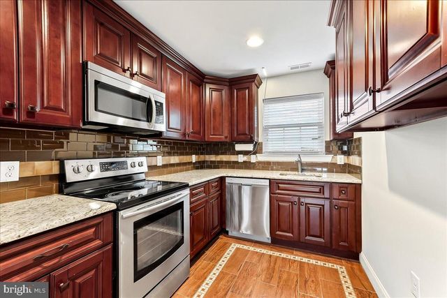 1901 PENNVIEW RD, Havertown, PA 19083