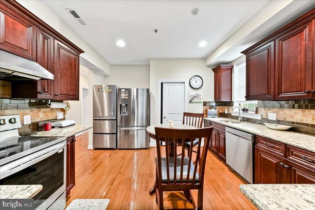 1901 PENNVIEW RD, Havertown, PA 19083