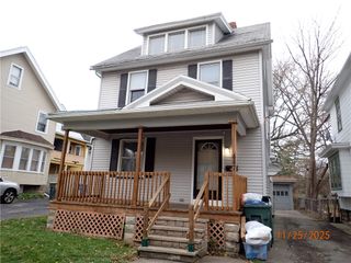 447 Raines Park, Rochester, NY 14613