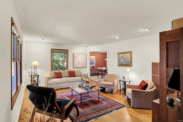 2901 S Olcott Boulevard, Bloomington, IN 47401