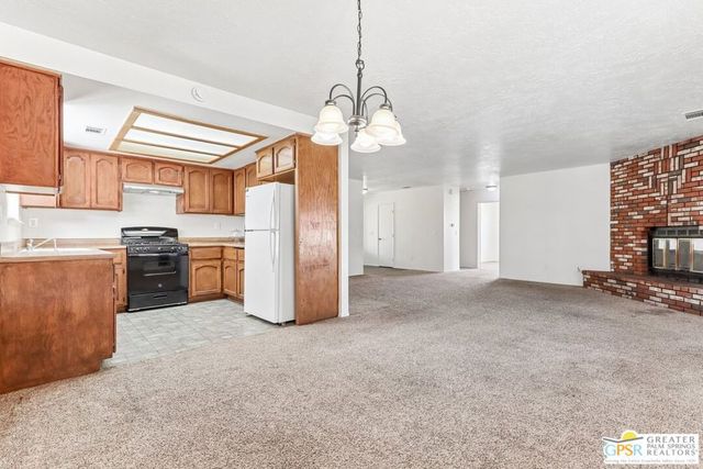 13819 Rivers Edge Road, Helendale, CA 92342