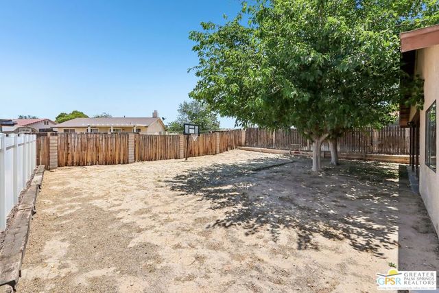 13819 Rivers Edge Road, Helendale, CA 92342