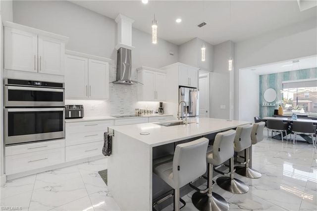 110 SW 21st TER, Cape Coral, FL 33991