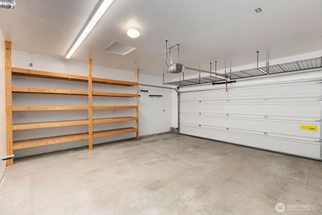 207 Edmonds Place NE, Renton, WA 98056