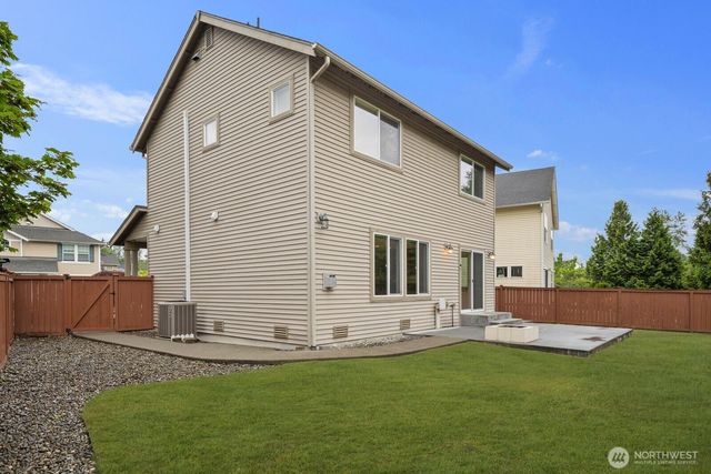 207 Edmonds Place NE, Renton, WA 98056