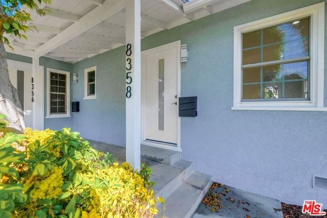 8358 Kittyhawk Avenue, Los Angeles, CA 90045