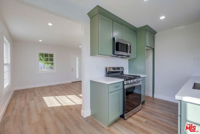 8358 Kittyhawk Avenue, Los Angeles, CA 90045